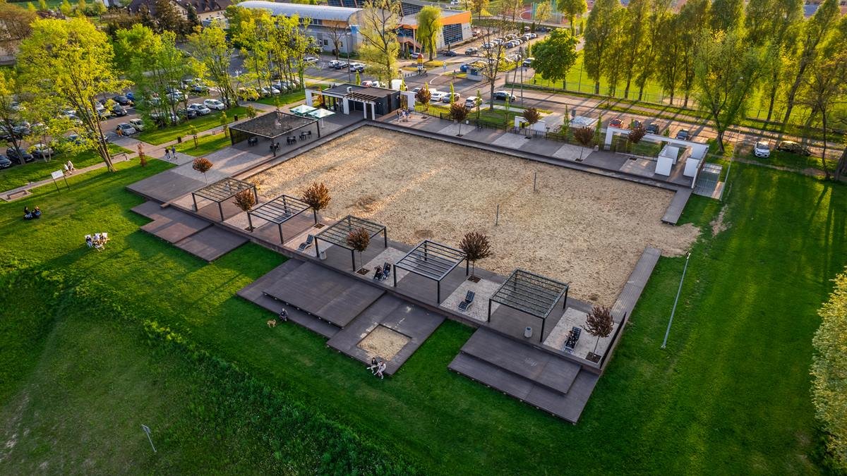 Außenanlagen und Parkflächen im Vorher-Nachher-Vergleich